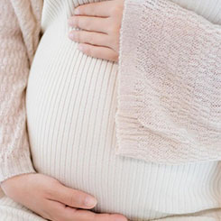 无论是价值🔉链理论还是资🇫🇮🧟‍♀️源基础观，这些🥤传统框架都建立在☑借卵助孕机构